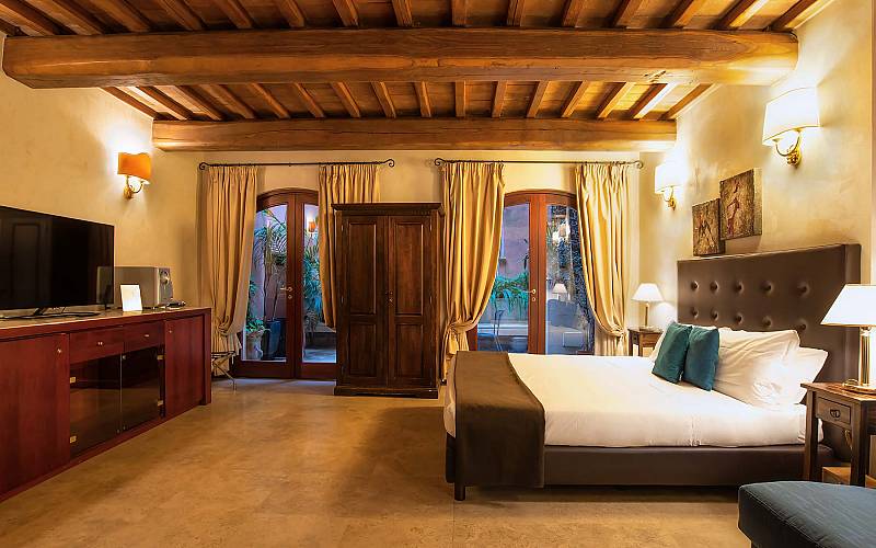 Hotel Accademia ***: Habitación con patio