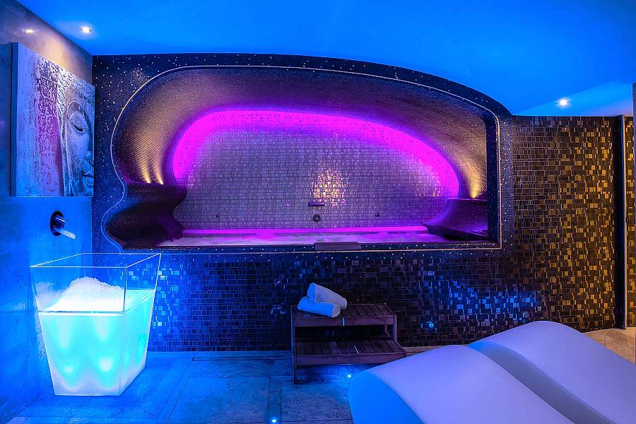 Our spa is taking a little break!